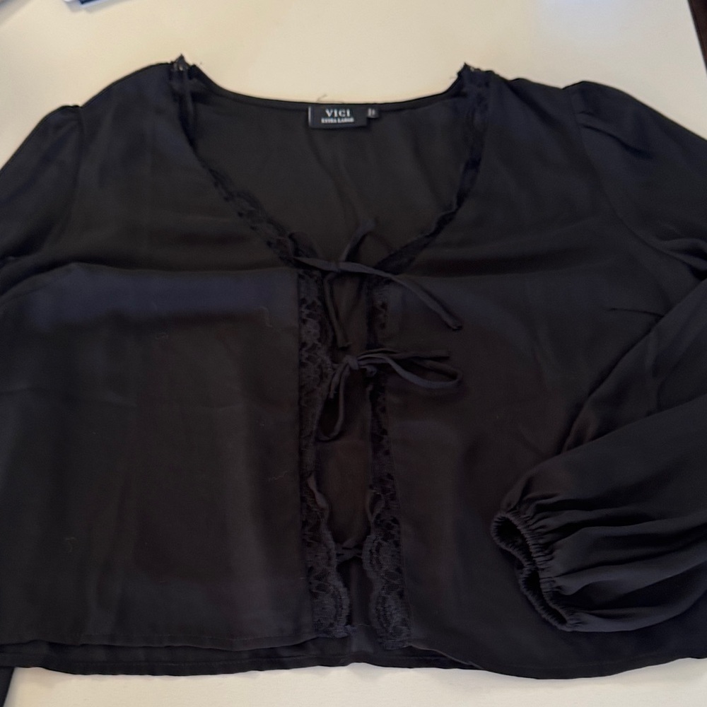 Vice black tie front long sleeve